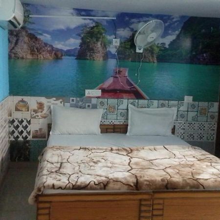 Hotel New Apple Rose Chandigarh Near Railway Station Dariya Uco Bank Ke Pass Стая снимка