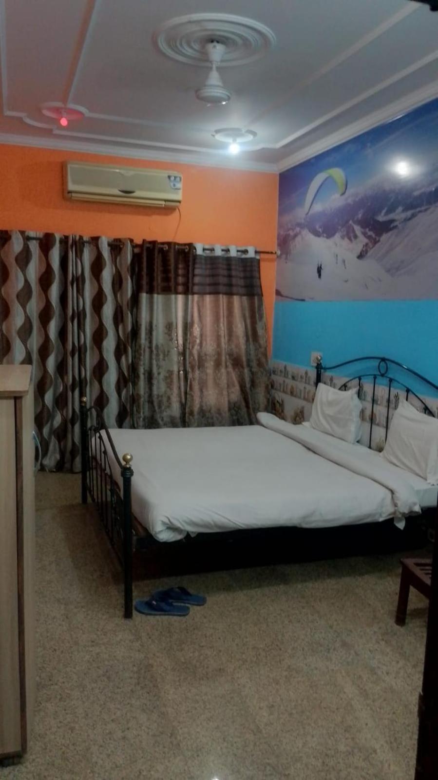 Hotel New Apple Rose Chandigarh Near Railway Station Dariya Uco Bank Ke Pass Стая снимка