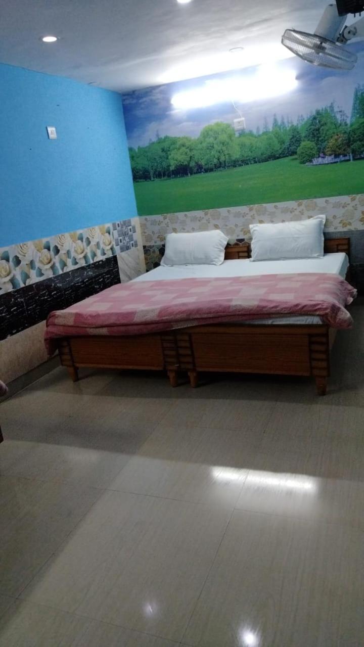 Hotel New Apple Rose Chandigarh Near Railway Station Dariya Uco Bank Ke Pass Стая снимка